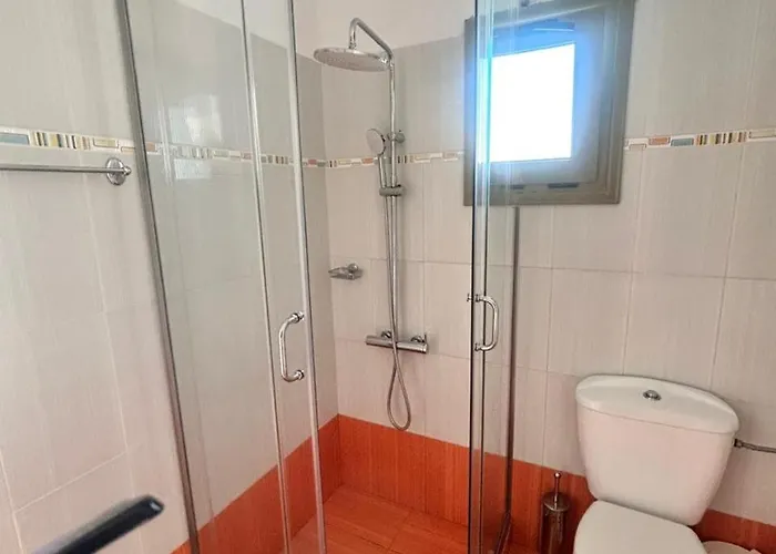 Skiathos Seaview With Pool Punta